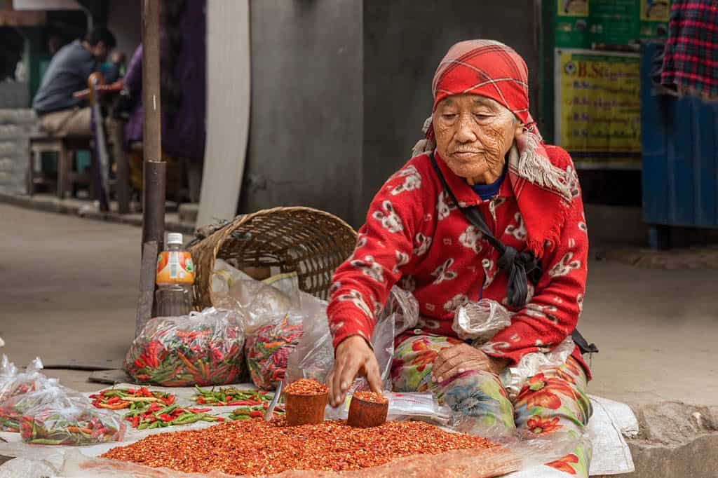 chili vandor in Kyaing Tong market myanmar