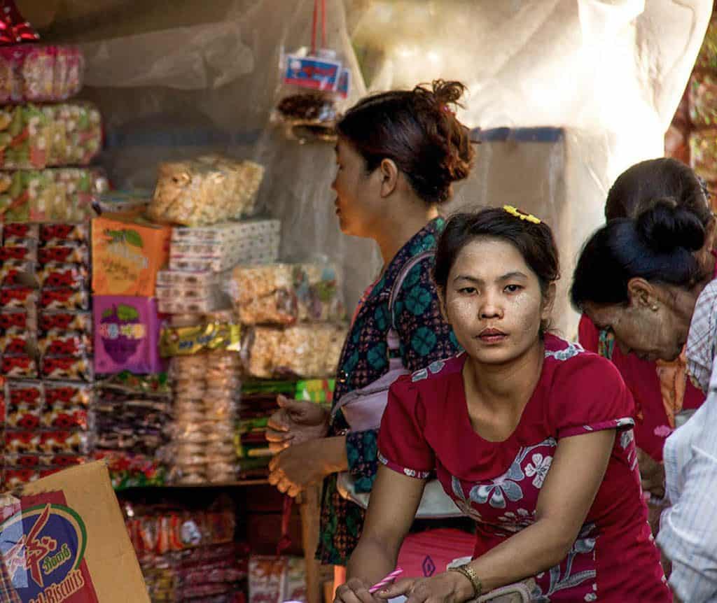 burmes vendor in myanmar markets