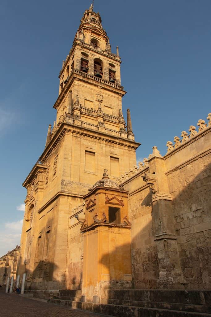 la mezquita bell tower