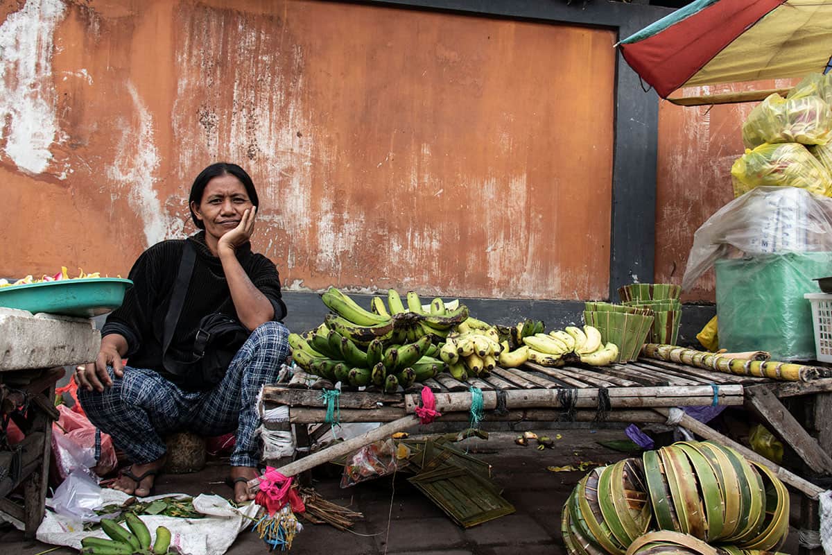 woman selling bananas in Bali's market