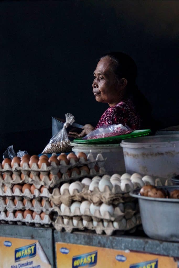 market vendor in Bali's Sidemen