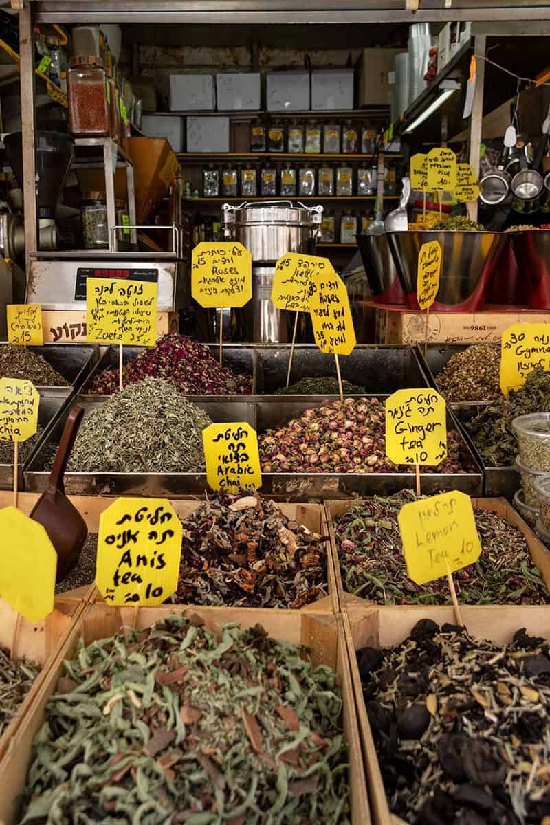 Tea herbs in Levinsky Market