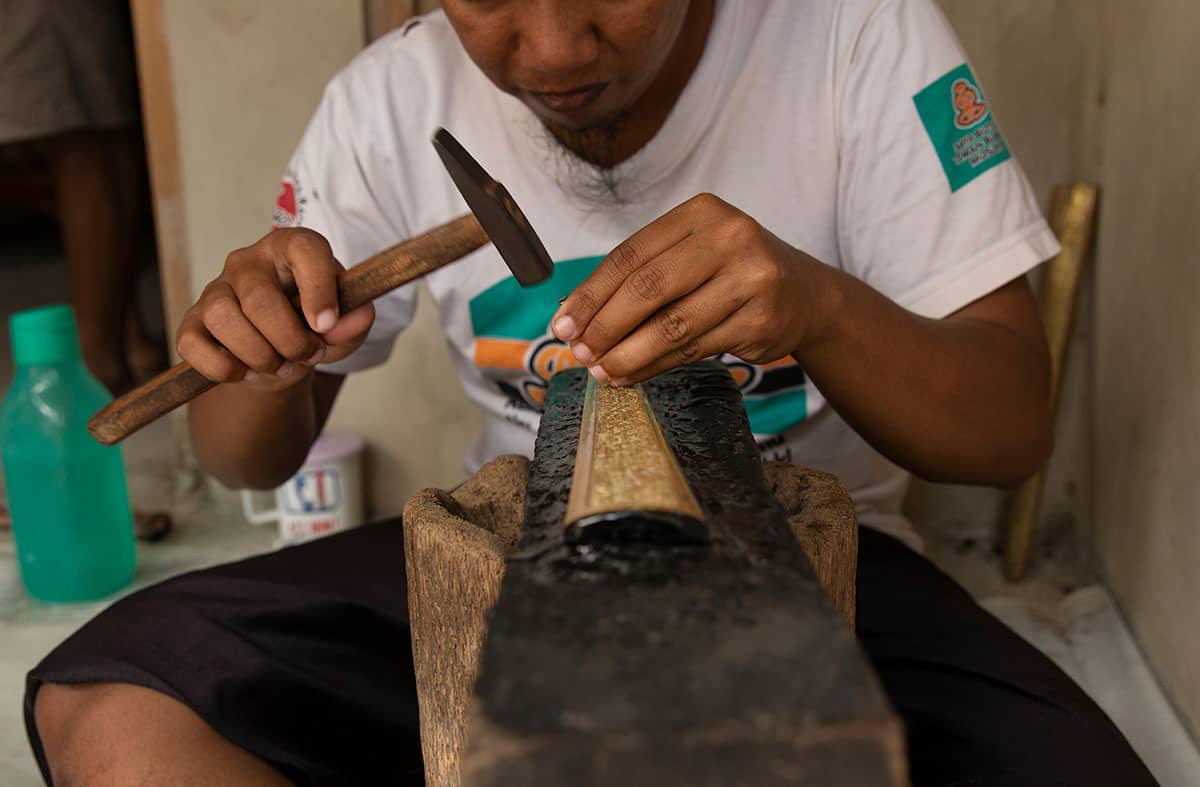 Making Traditional Javanese Keris