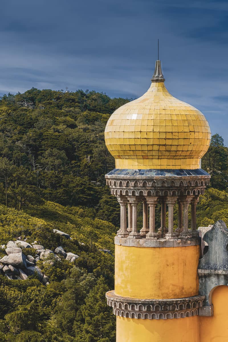 מגדל צהוב בארמון פנה סינטרה פורטוגל